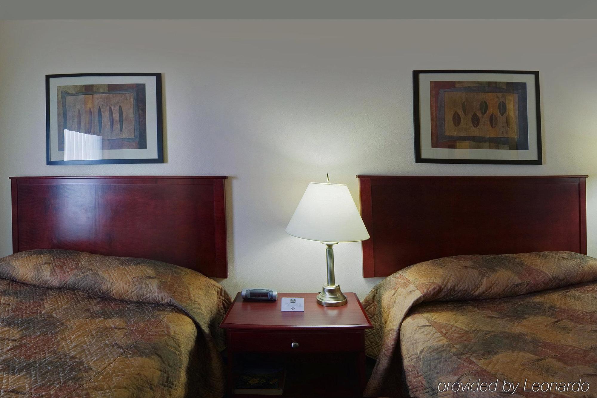 Grande Cache Inn & Suites Ngoại thất bức ảnh