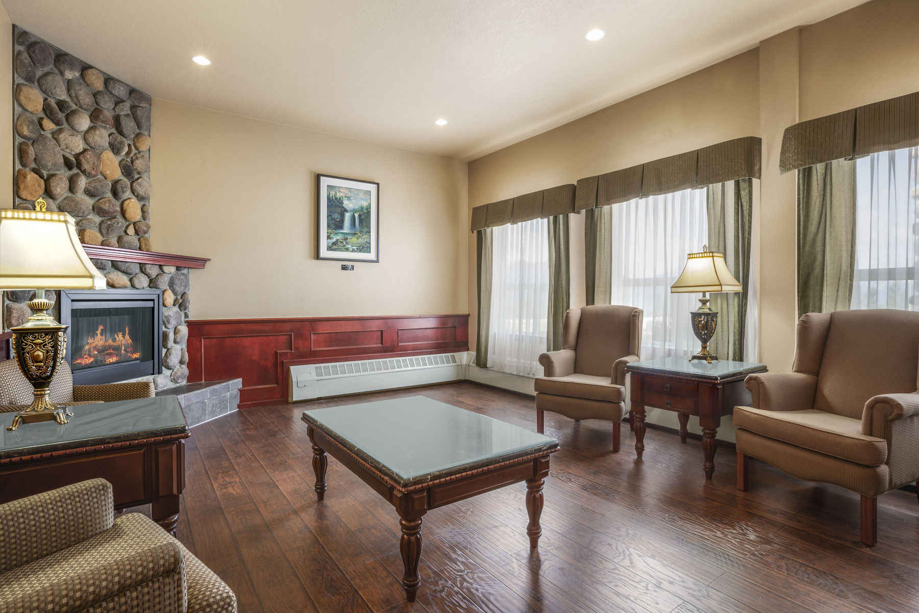 Grande Cache Inn & Suites Ngoại thất bức ảnh